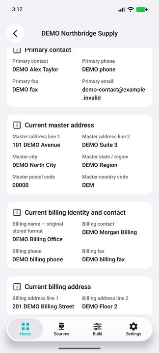 Distinct current master and billing information: postal/country codes, billing name, billing contact, phone, fax and address. — Native Cifru DEMO, entirely fictional; not a real ERP test.