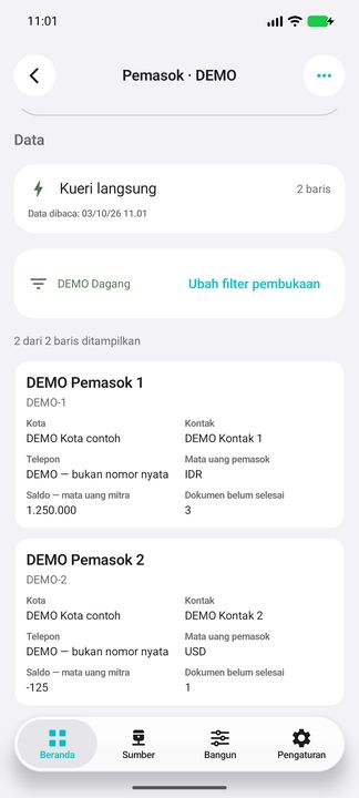 Kartu pemasok lengkap dengan dua mata uang, tanpa penjumlahan antar mata uang — Cifru native; DEMO, seluruh data fiktif. Bukan uji koneksi ke ERP nyata.