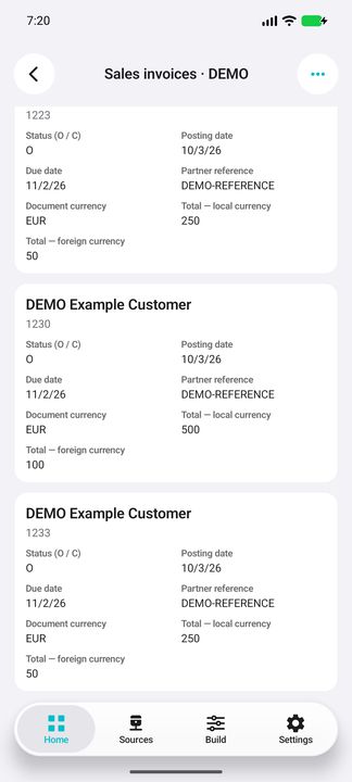 Sales invoice cards: dates, references, status and separately labelled local/foreign totals — Native Cifru; fictional DEMO data, no real SAP connection.