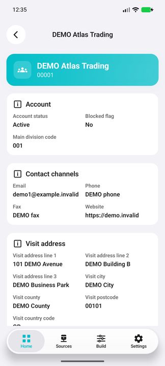 Account Details: identity, status, separate blocked flag, division, contact channels and visit-address fields. — Native Cifru DEMO, wholly fictional data; not a real Exact Globe connection test.