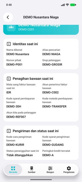 Lanjutan detail pelanggan saat ini: penagihan, pengiriman, status penangguhan dan peringkat kredit tercatat. — Cifru native, DEMO fiktif; galeri perwakilan, bukan uji ERP nyata.