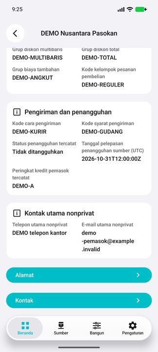 Bagian akhir detail: pengiriman, penangguhan, kontak utama serta tombol Alamat dan Kontak. — Cifru native, DEMO fiktif; galeri perwakilan, bukan uji ERP nyata.